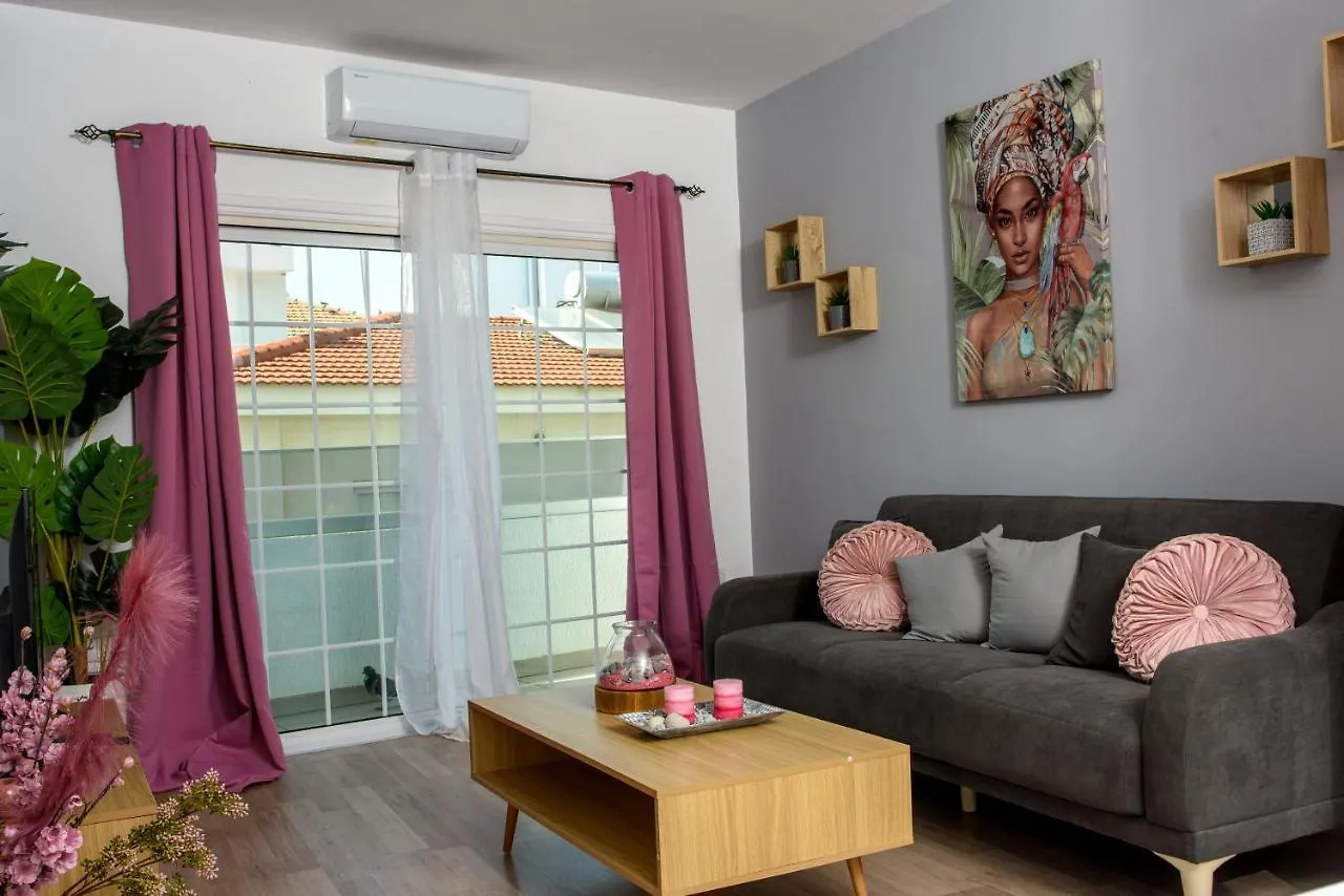 Valdivian Flat 18 Apartment Larnaca